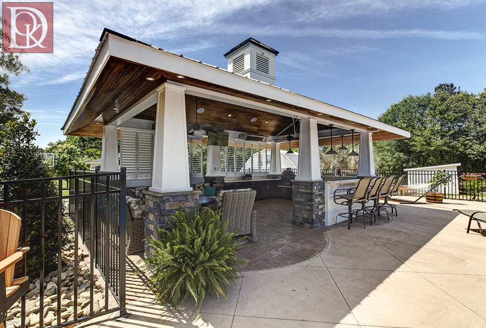 outdoor kitchen company
