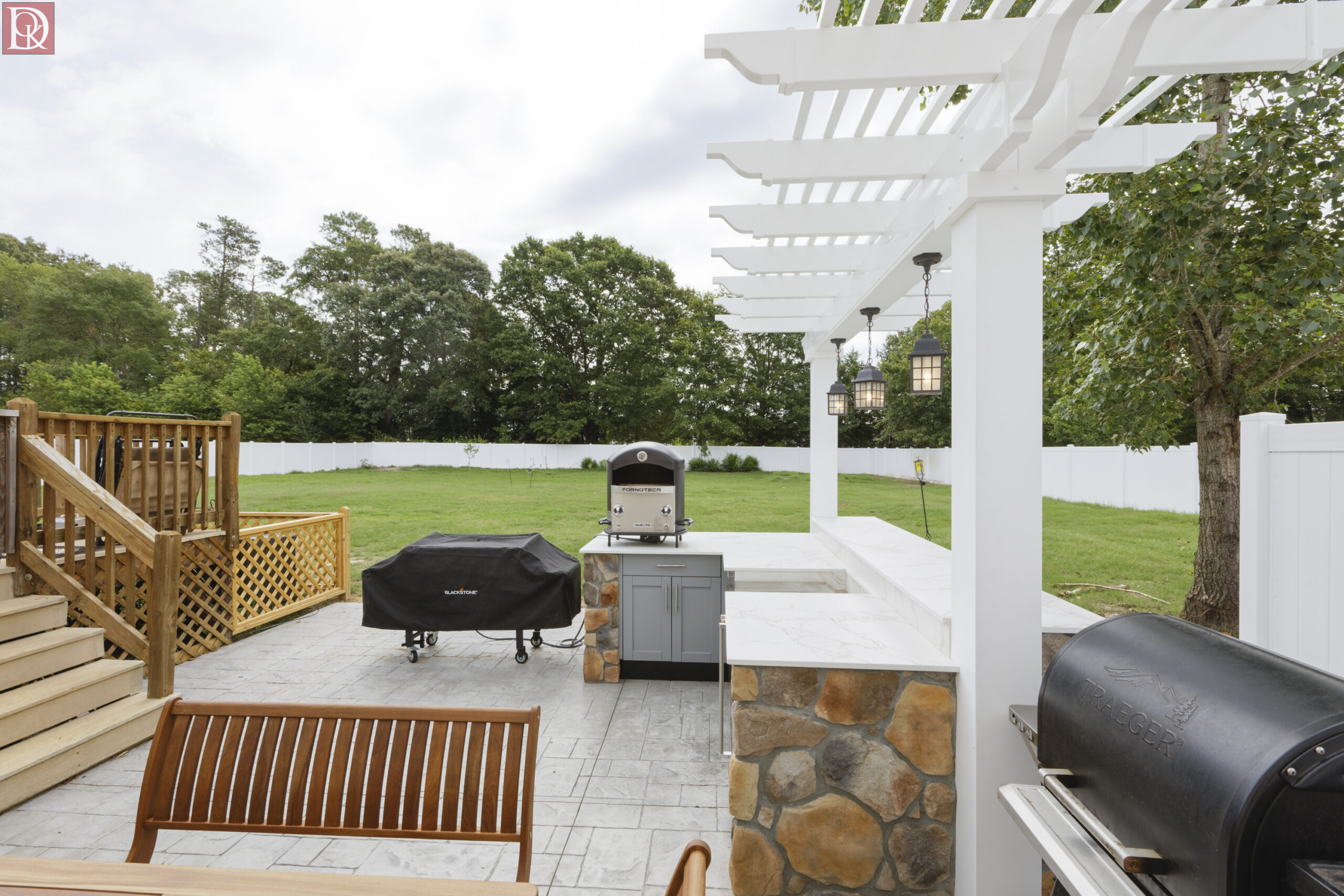 transitional-patio-image-3 outdoor kitchen
