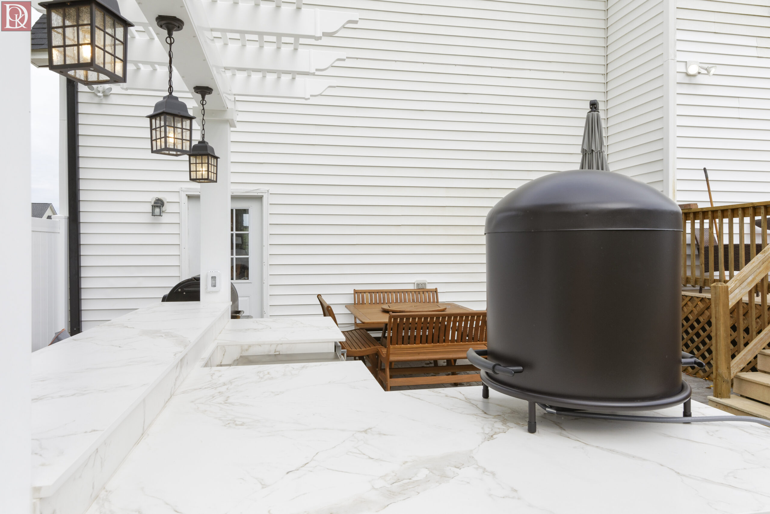 transitional-patio-image-4 outdoor kitchen