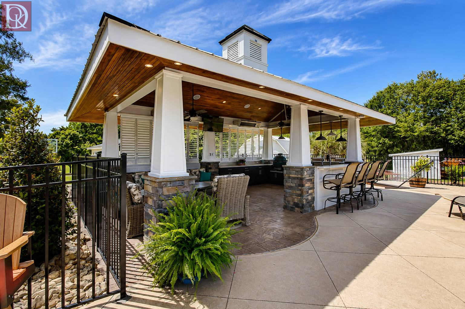 fall outdoor entertaining